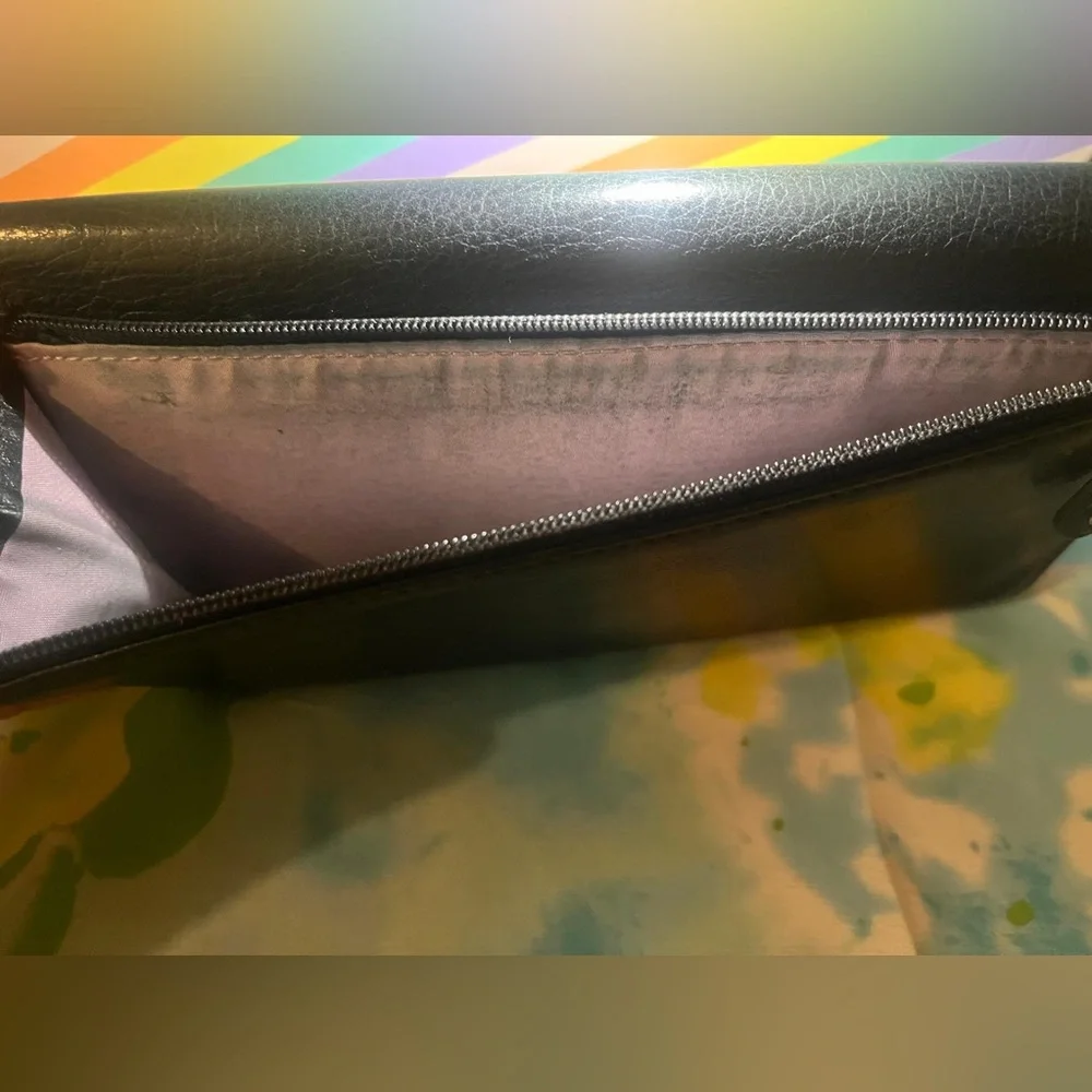 Coach Madison Black Leather Envelope Wallet with Horse & Carriage Silver Logo